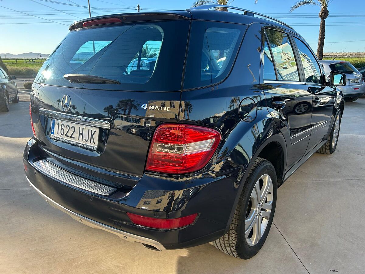  MERCEDES ML 300 CDI 4X4 AUTO SPANISH LHD IN SPAIN 204000 MILES SUPERB 2012